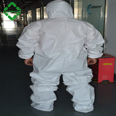 Combinações Microporous descartáveis brancas impermeáveis L